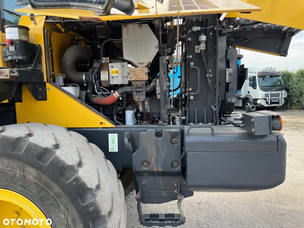 Komatsu WA270 z wagą  * Stan idealny - 39