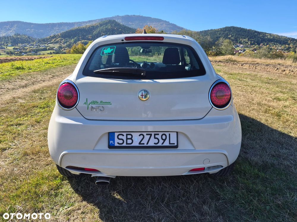 Alfa Romeo Mito 1.4 MultiAir Distinctive - 11