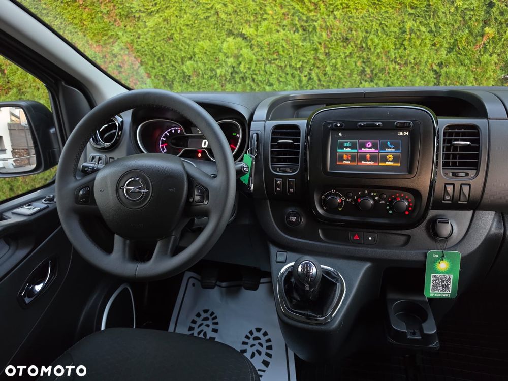 Opel Vivaro - 18