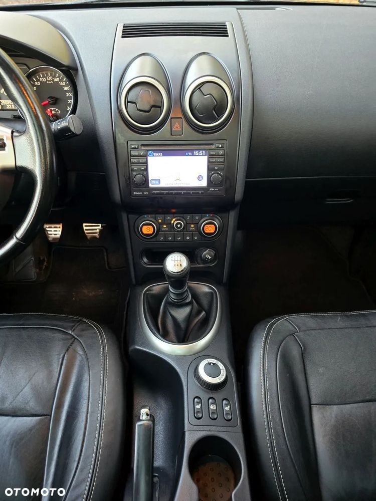 Nissan Qashqai+2 2.0 dCi 4x4 Tekna Premium - 6