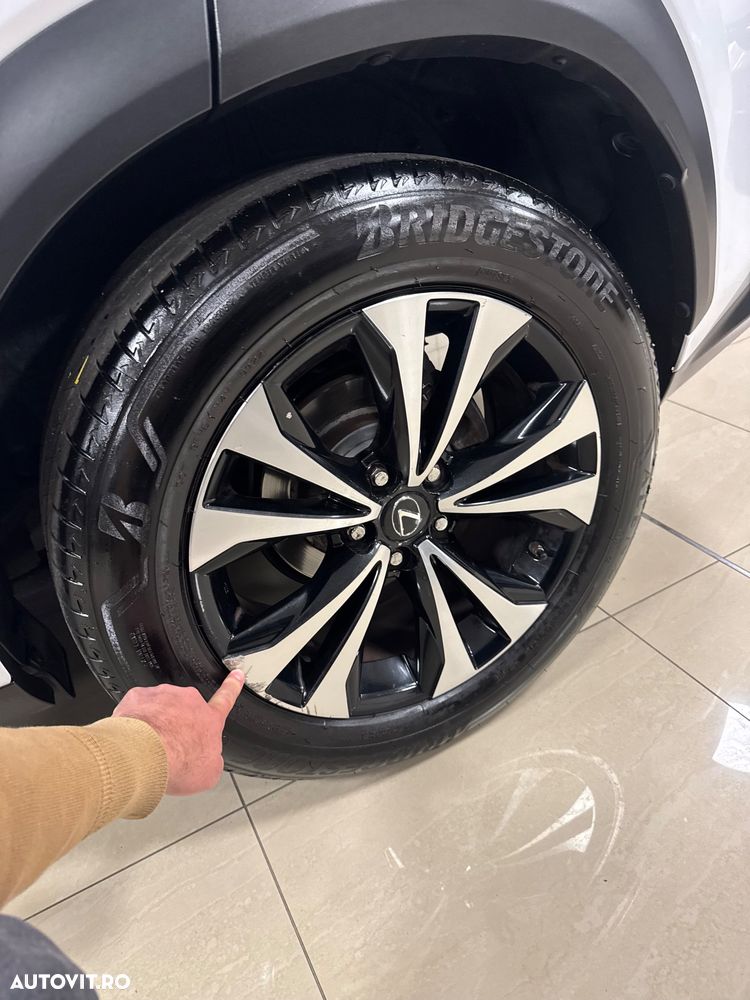 Lexus Seria NX 350h E-FOUR F SPORT - 37