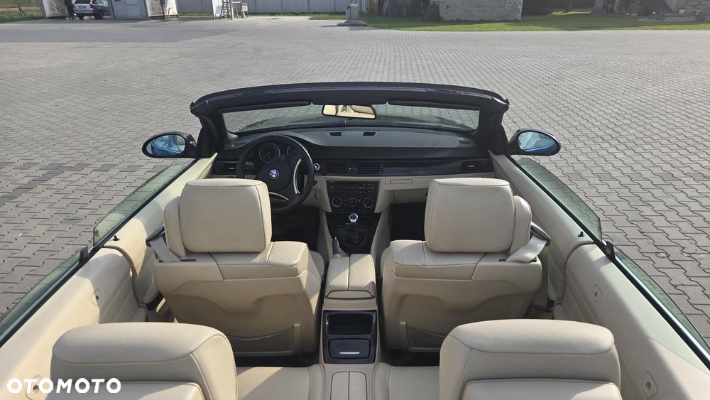 BMW Seria 3 320i - 10