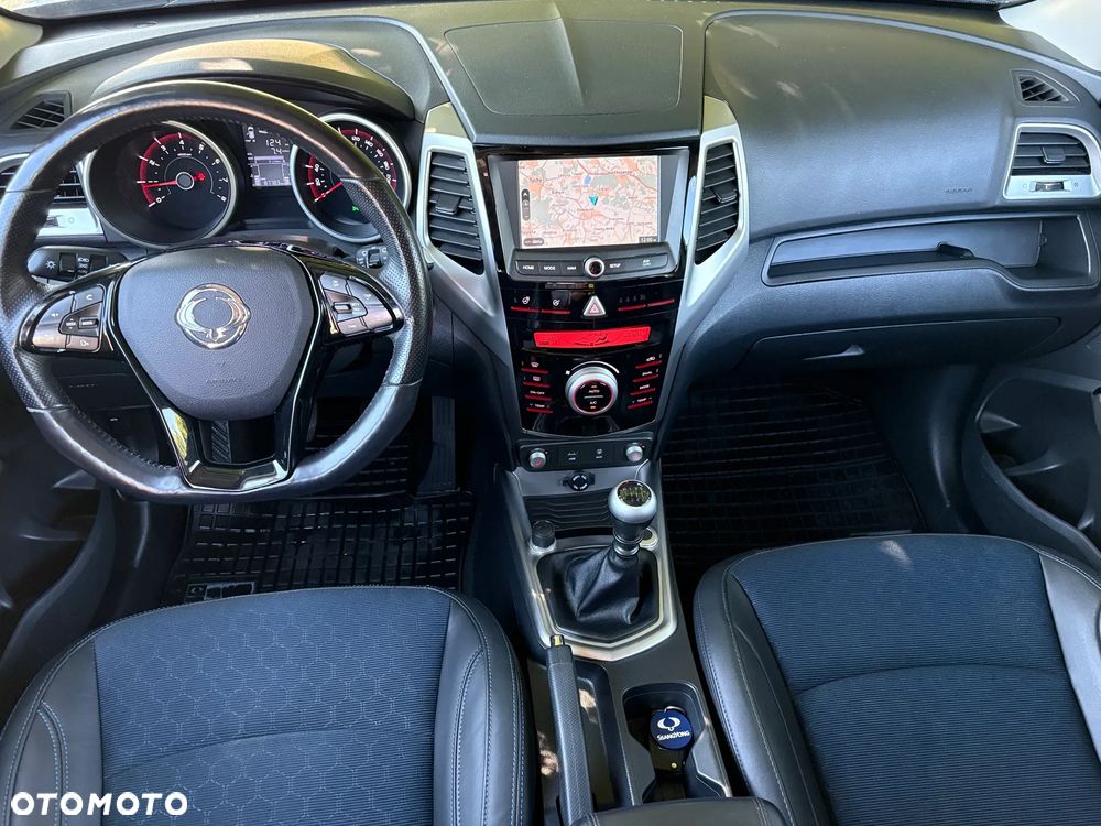 SsangYong/KGM Tivoli 1.6 Onyx - 13
