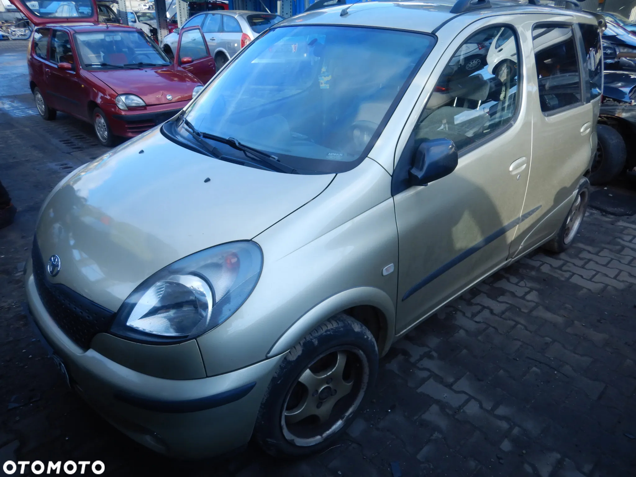 CZĘŚCI - Toyota Yaris verso 1,3VVTI 2NZ-FE 63KW 86KM 2000r. lakier 583 INDEX - 8117 - 2