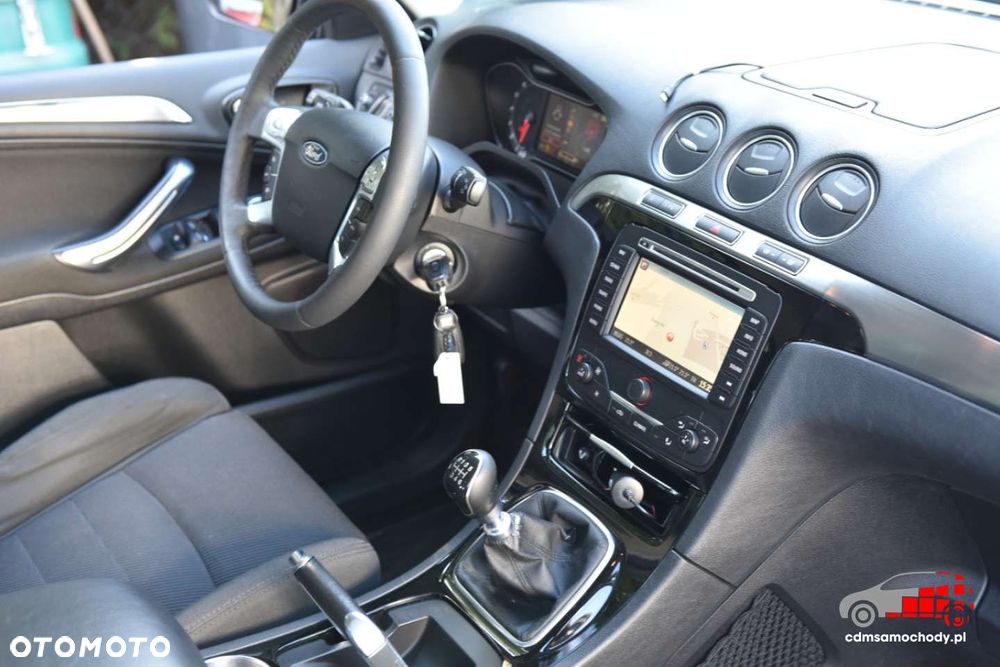 Ford Galaxy - 26