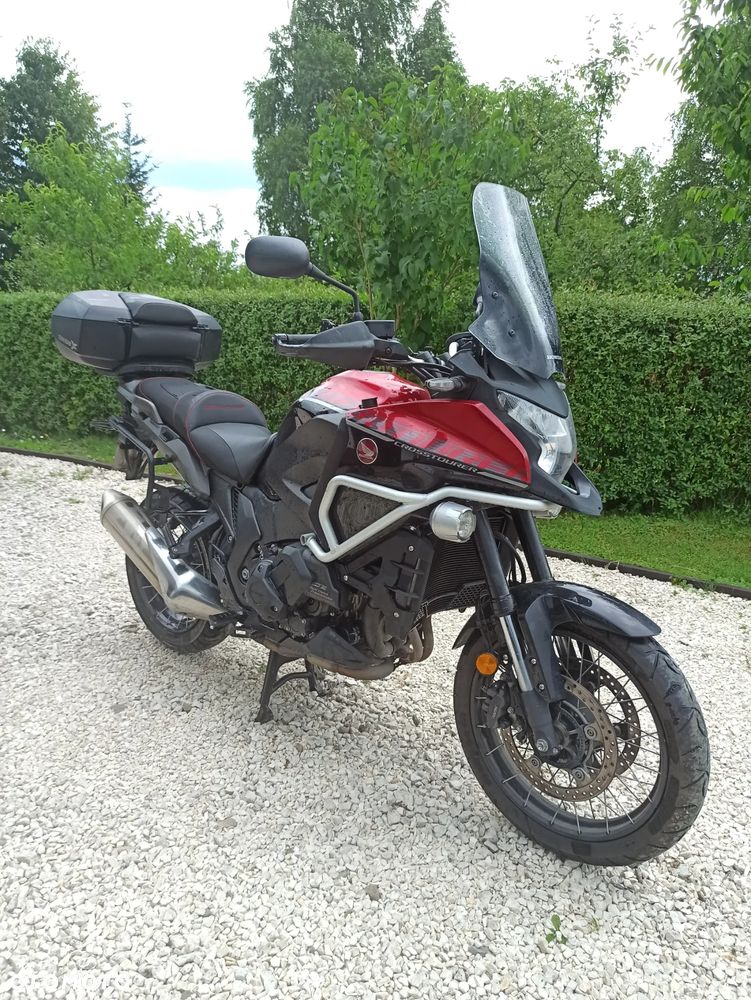 Honda VFR - 3