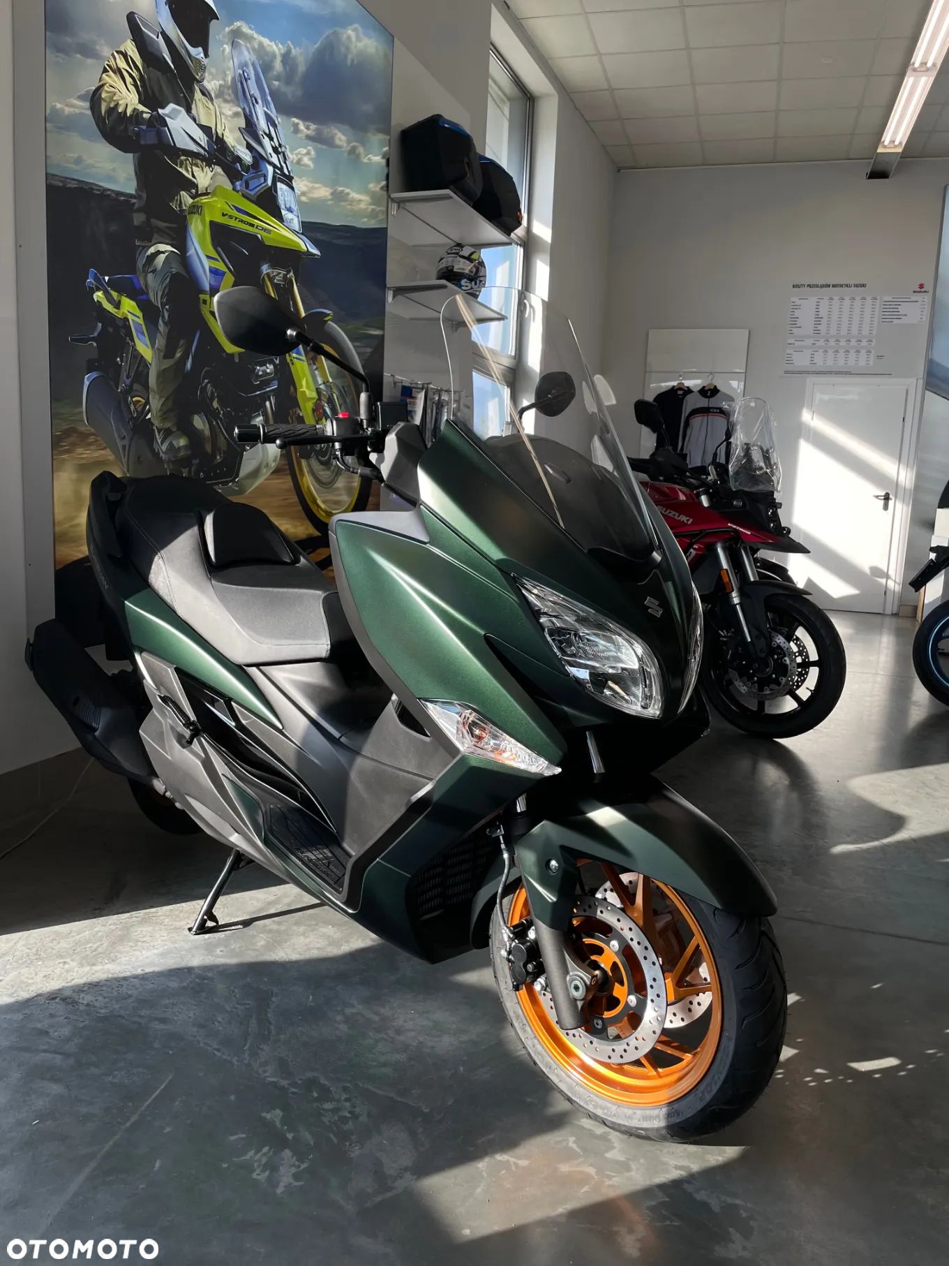 Suzuki Burgman - 1