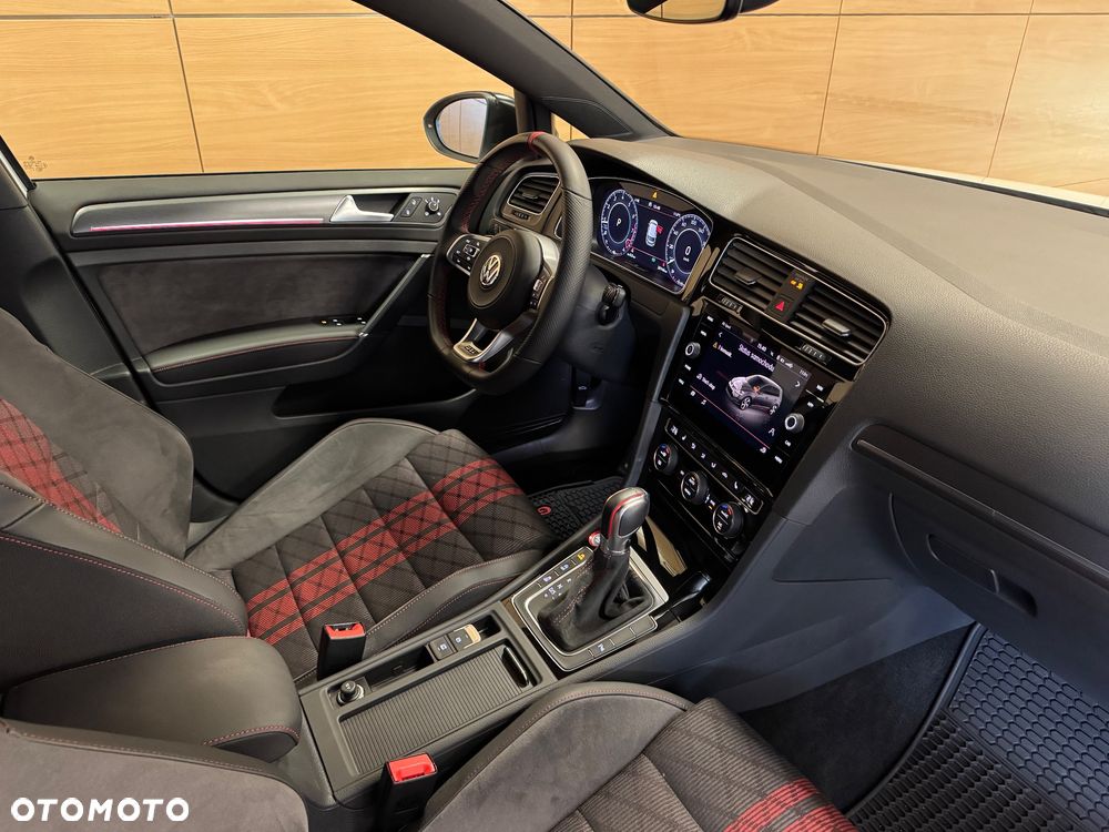 Volkswagen Golf VII 2.0 TSI GTI TCR DSG - 10