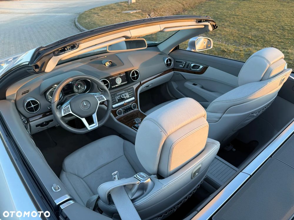 Mercedes-Benz SL 500 7G-TRONIC - 10