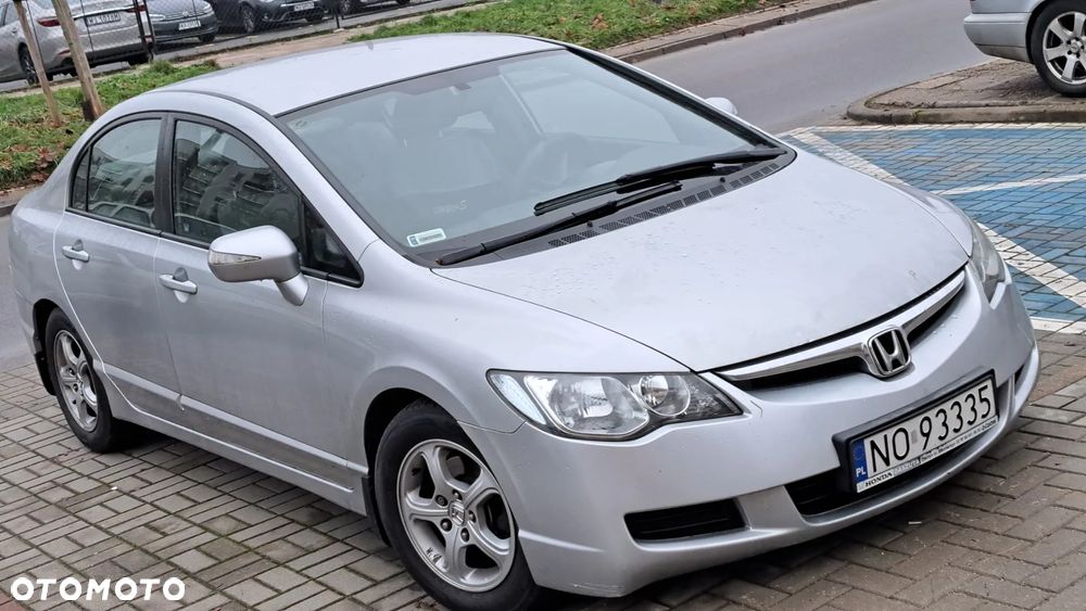 Honda Civic 1.8 Comfort - 1