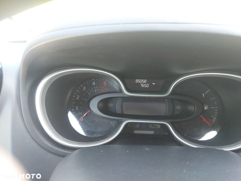 Renault Trafic - 10