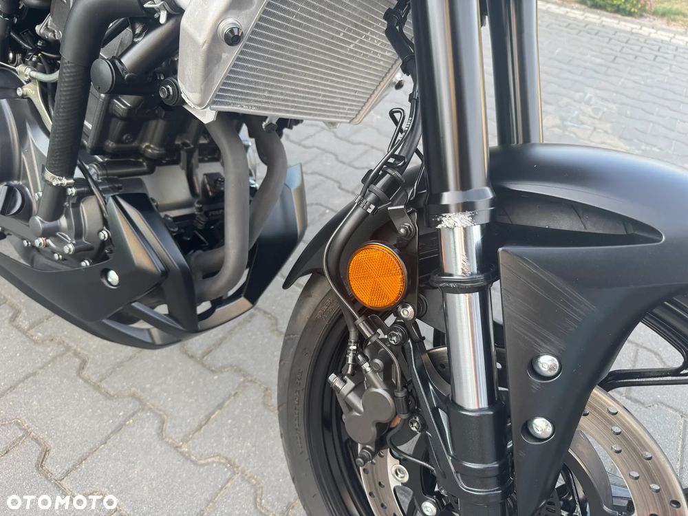 Yamaha MT - 18