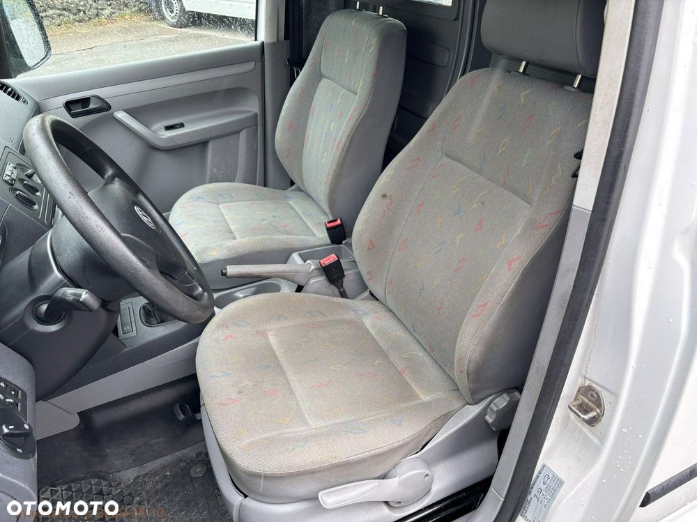 Volkswagen Caddy - 10