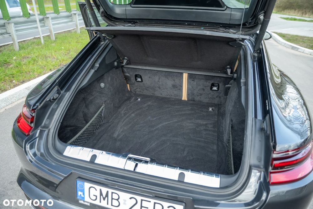 Porsche Panamera - 18