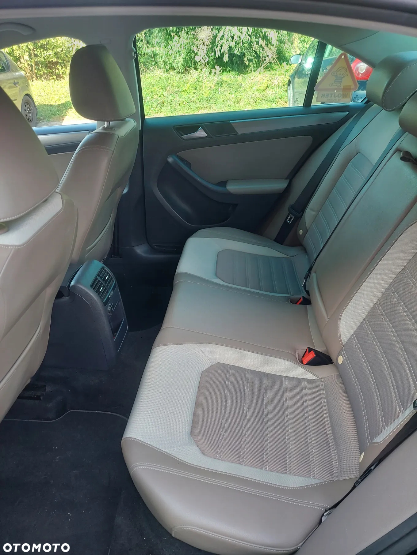 Volkswagen Jetta 1.4 TSI Highline - 9