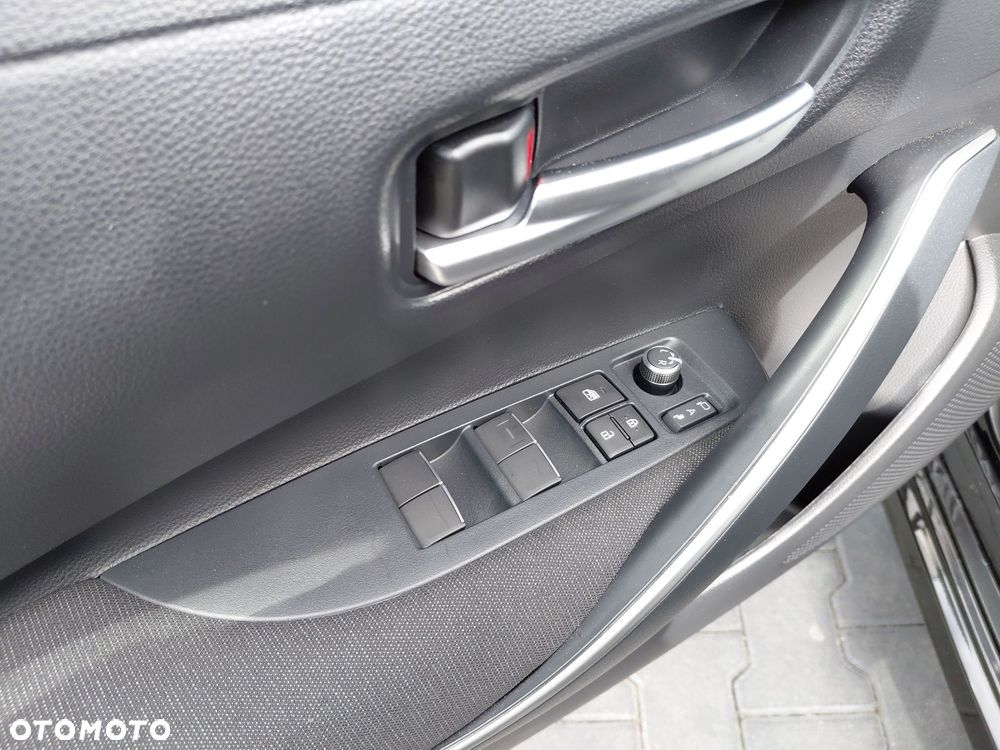 Toyota Corolla 1.8 Hybrid Comfort - 20