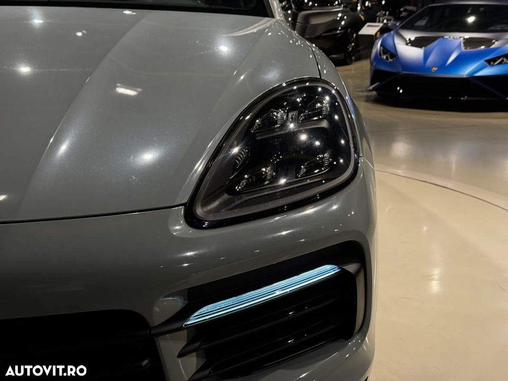 Porsche Cayenne Coupe - 13
