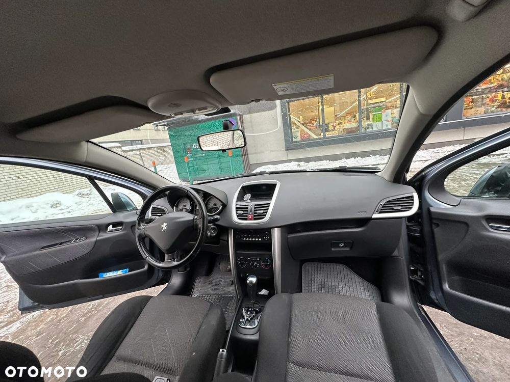 Peugeot 207 1.6 Trendy - 2