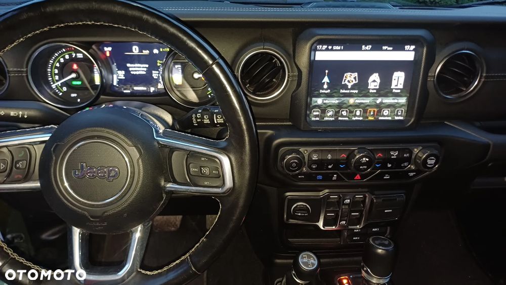Jeep Wrangler - 17