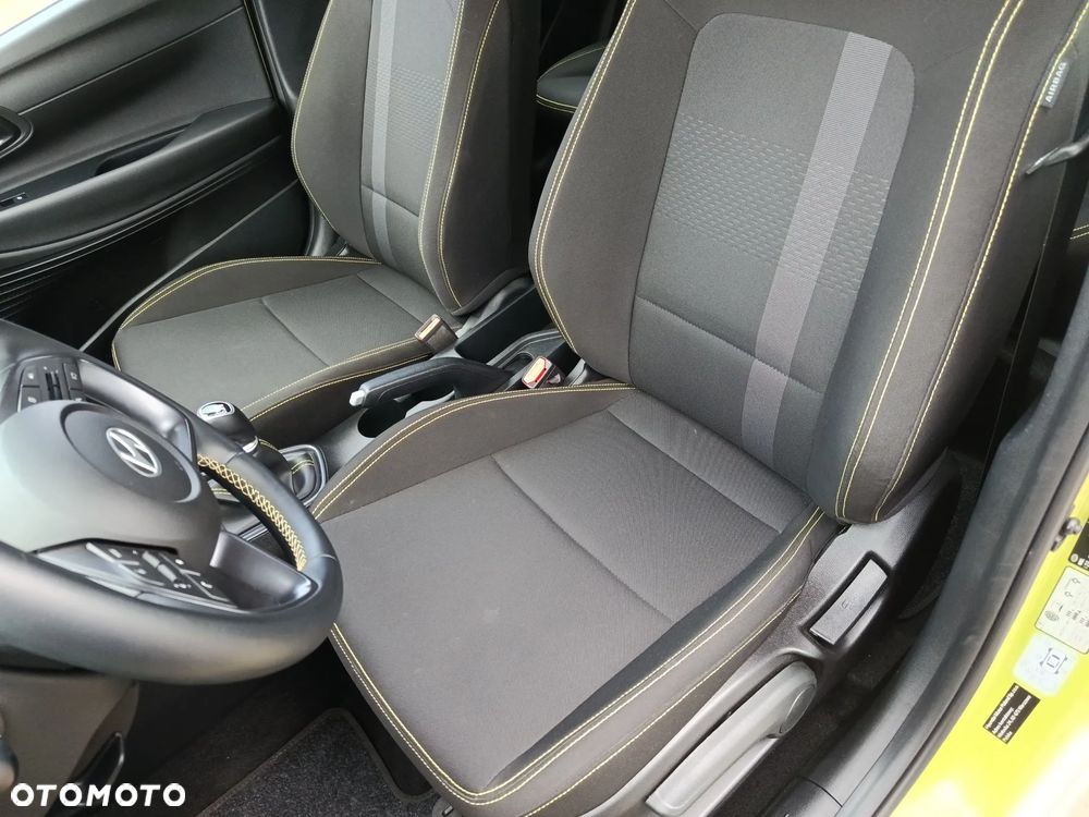 Hyundai i20 1.2 Modern - 12