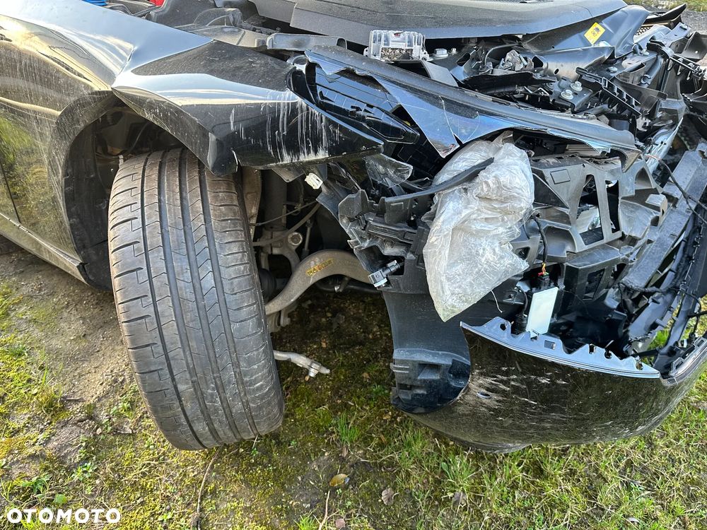 BMW i5 M60 - 16
