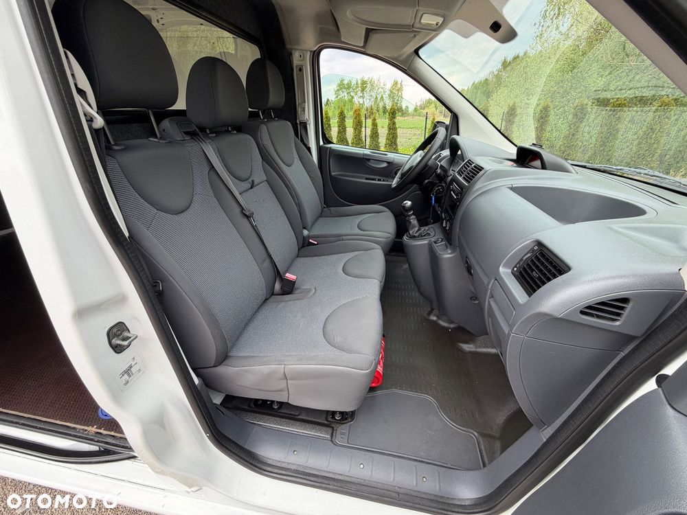 Peugeot Expert - 8