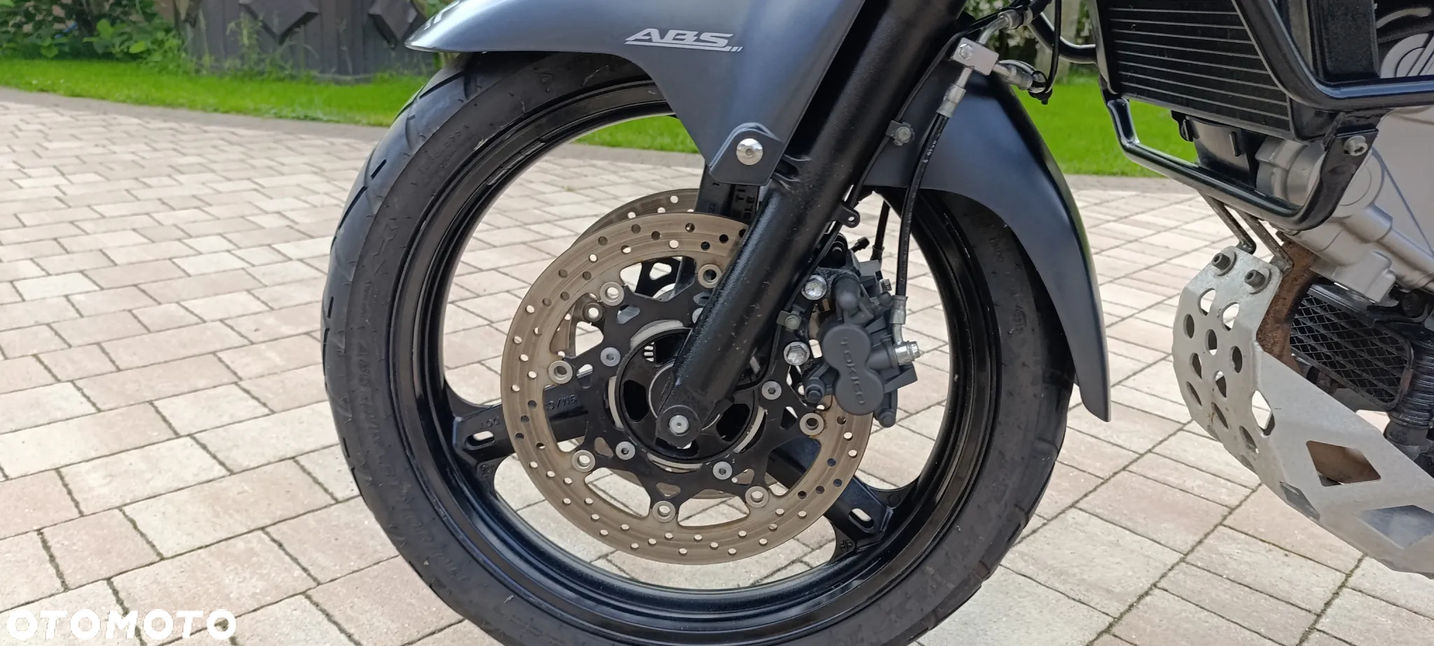 Suzuki V-STROM - 39