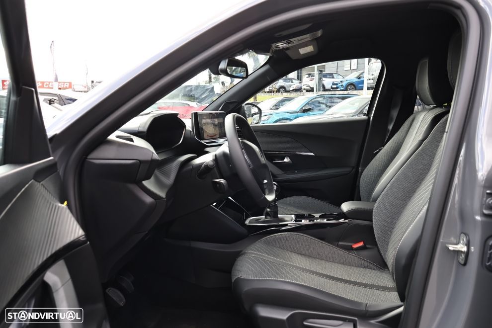 Peugeot 2008 1.2 PureTech Allure - 15