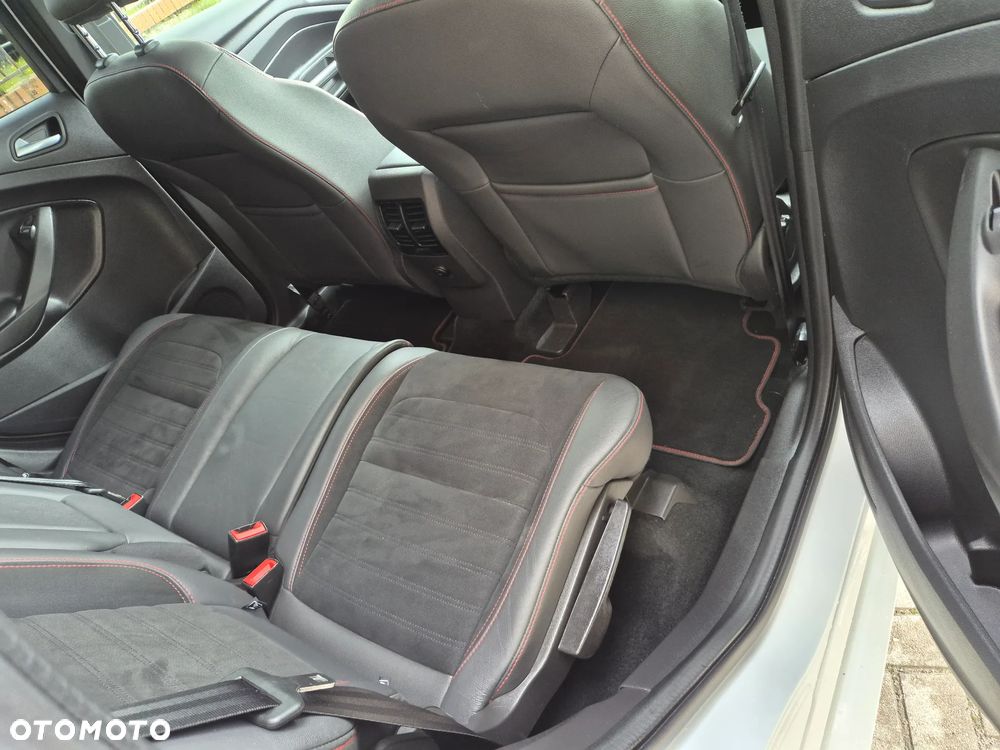Ford Kuga 2.0 TDCi FWD ST-Line - 4