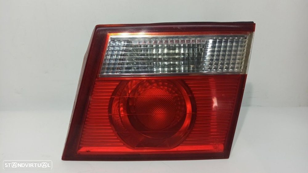 FAROLIM TRASEIRO DIREITO KIA CARENS 2.0 CRDI EX MONOVOLUMEN - 1