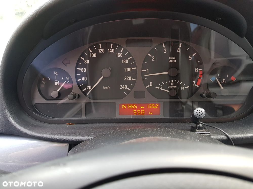 BMW Seria 3 320i Edition Exclusive - 12