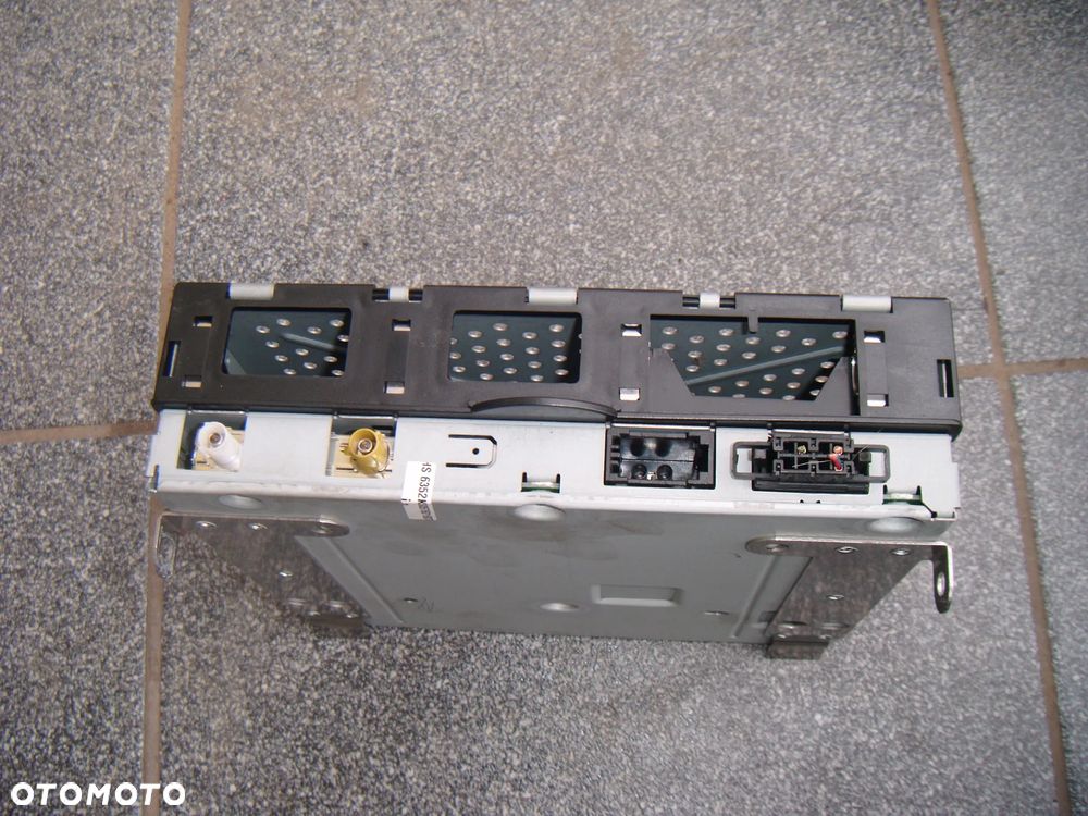 audi a6 c6 06r radio fabryczne   4f0035541e - 3