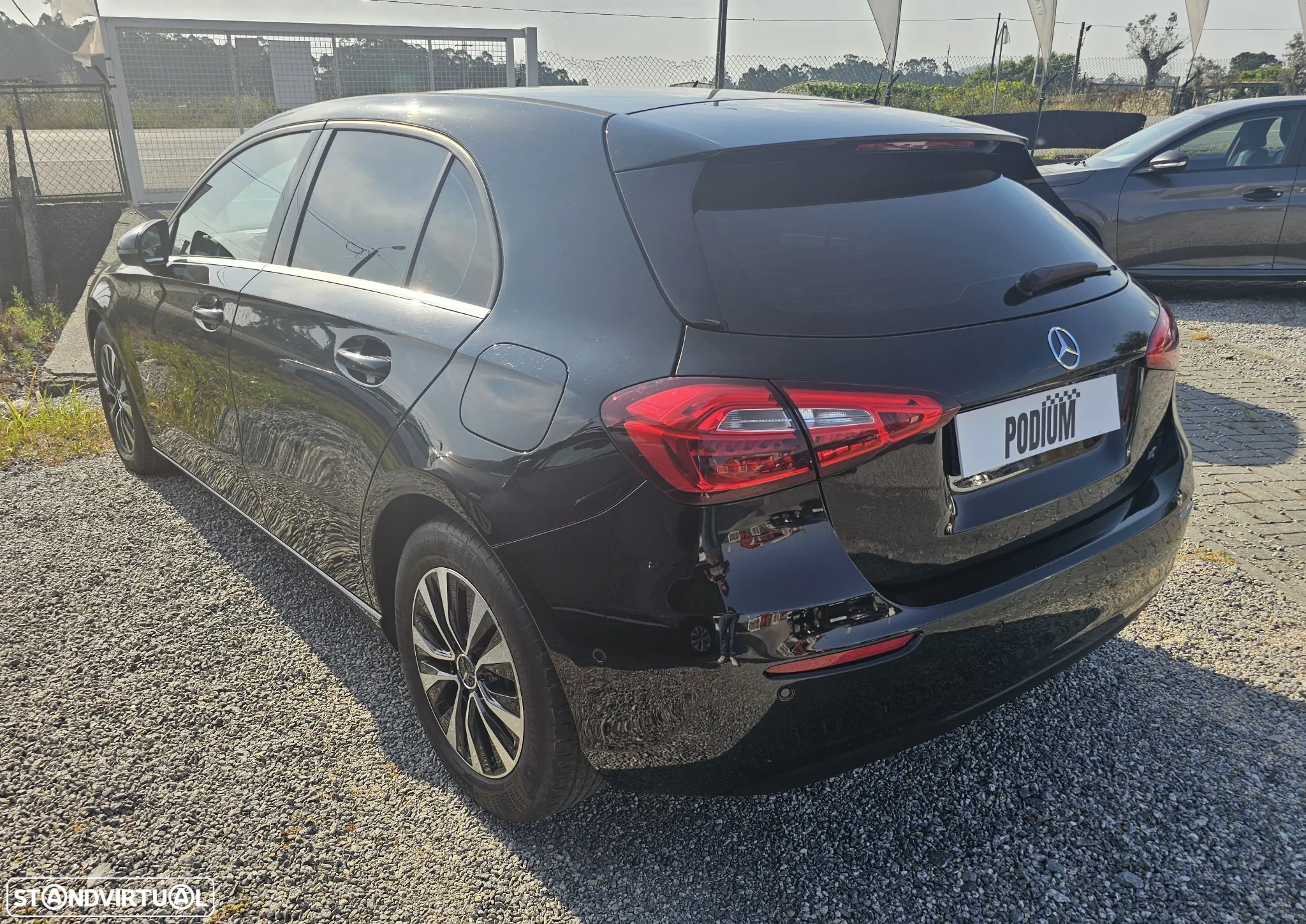 Mercedes-Benz A 200 - 4