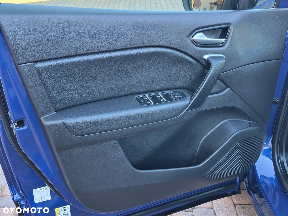 Renault Captur - 25