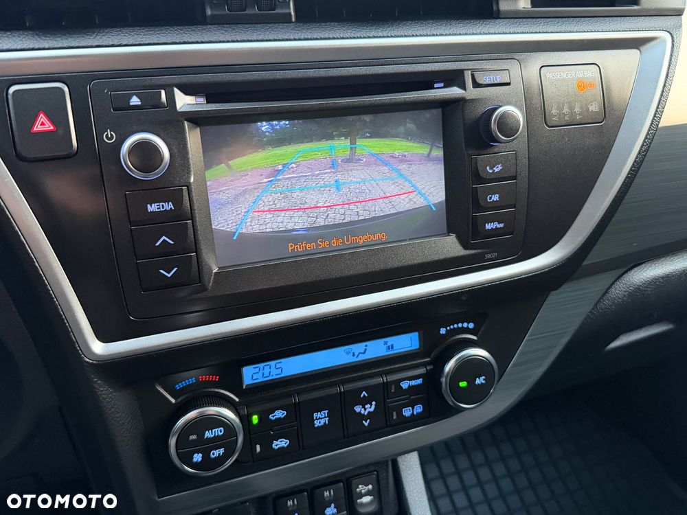 Toyota Auris 1.33 VVT-i Edition - 24
