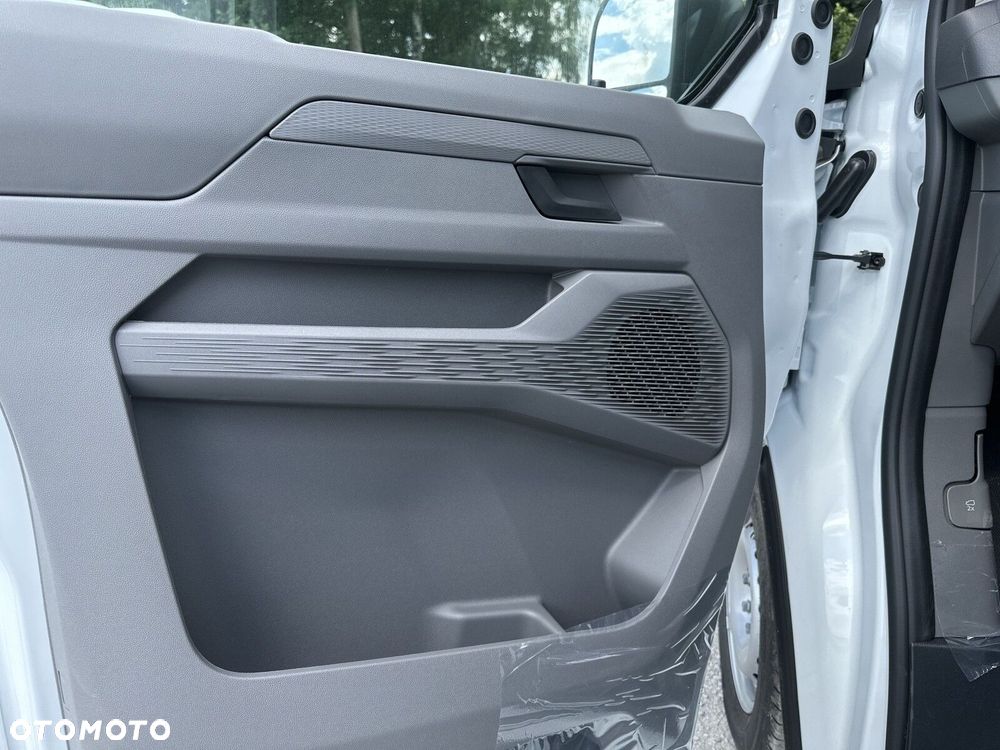 Volkswagen Transporter Furgon, 2,0TDI 150KM, 6-bieg.manualna, r.o :3500 mm - 11