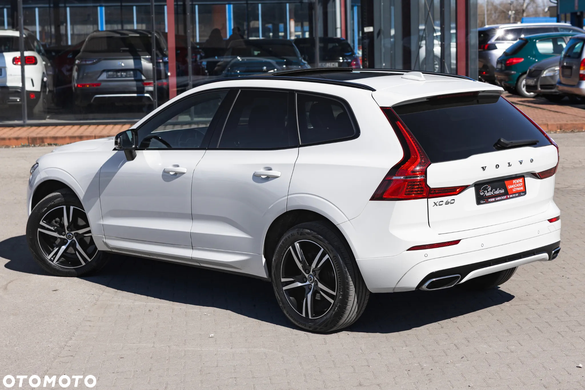 Volvo XC 60 D4 Geartronic RDesign - 12