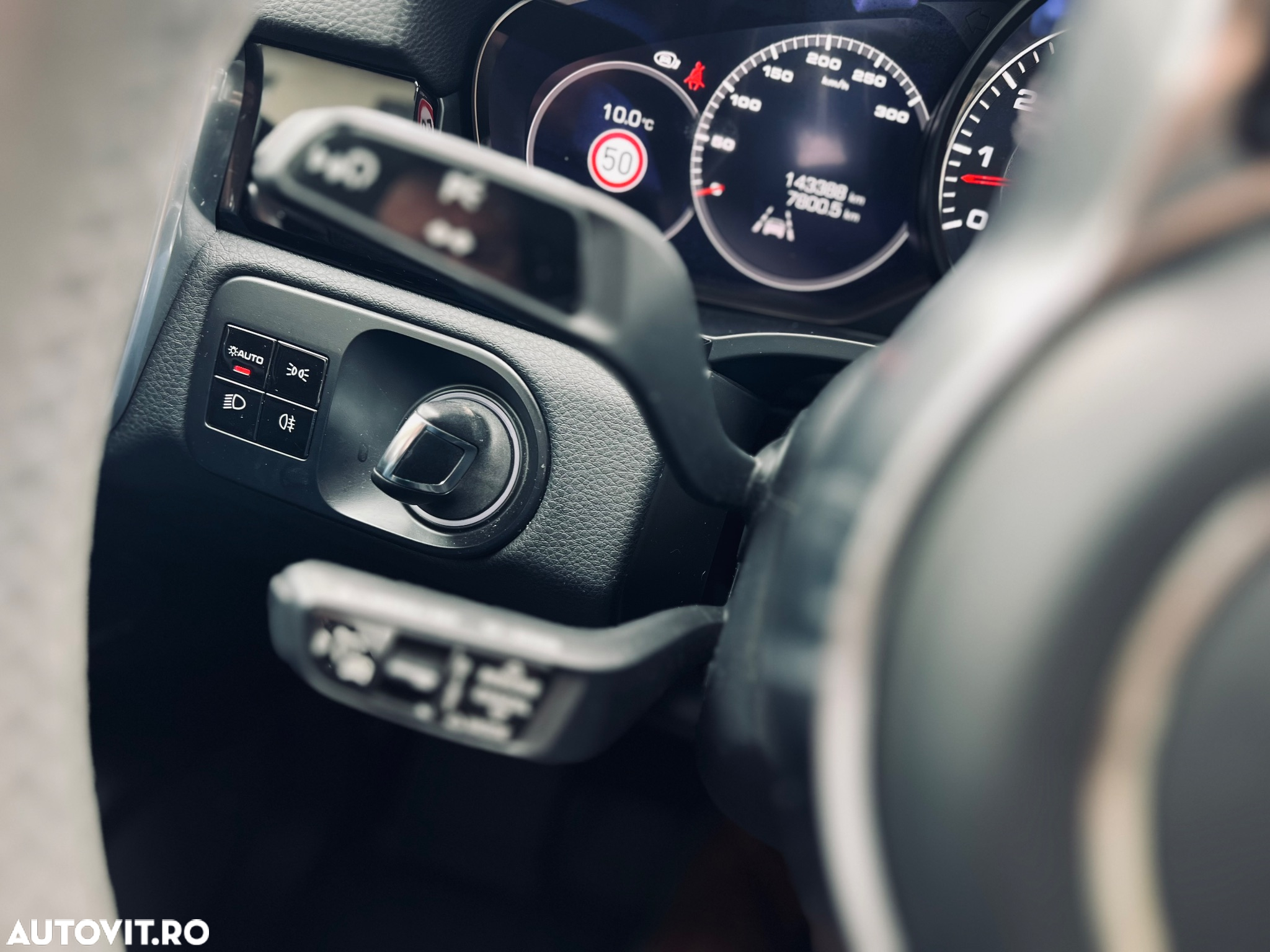 Porsche Cayenne - 16
