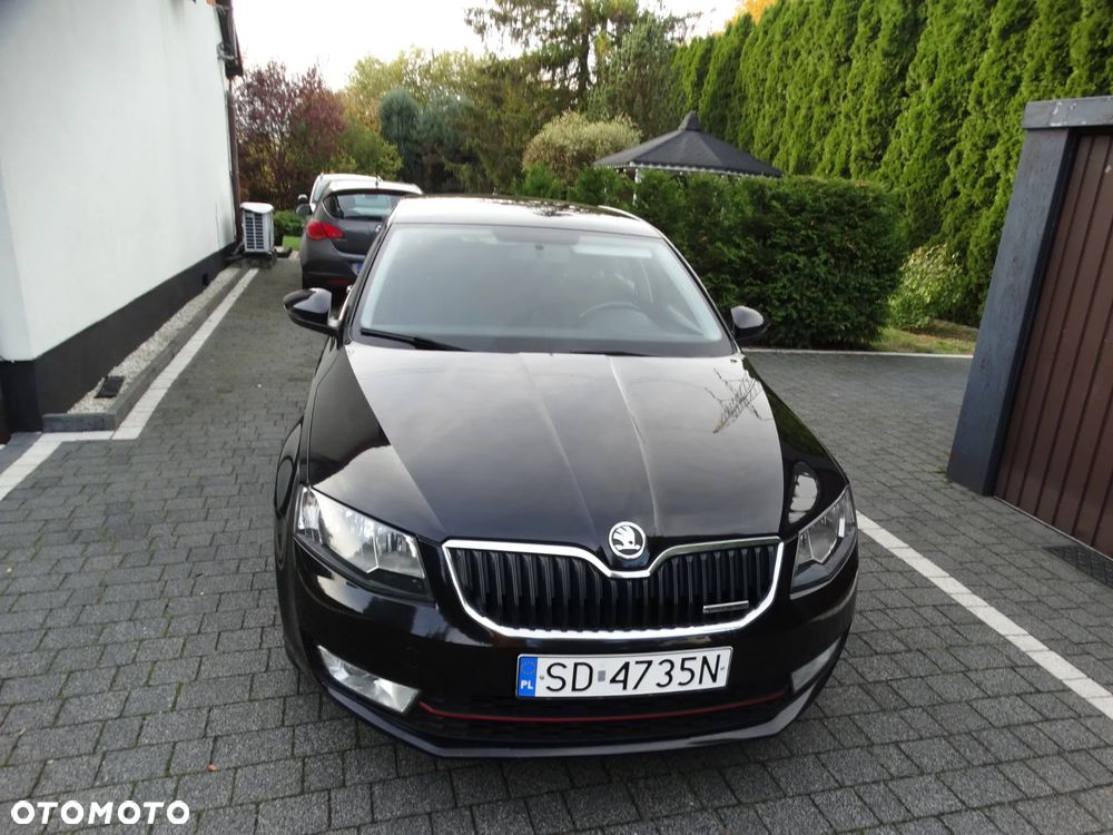 Skoda Octavia 2014 photo 2