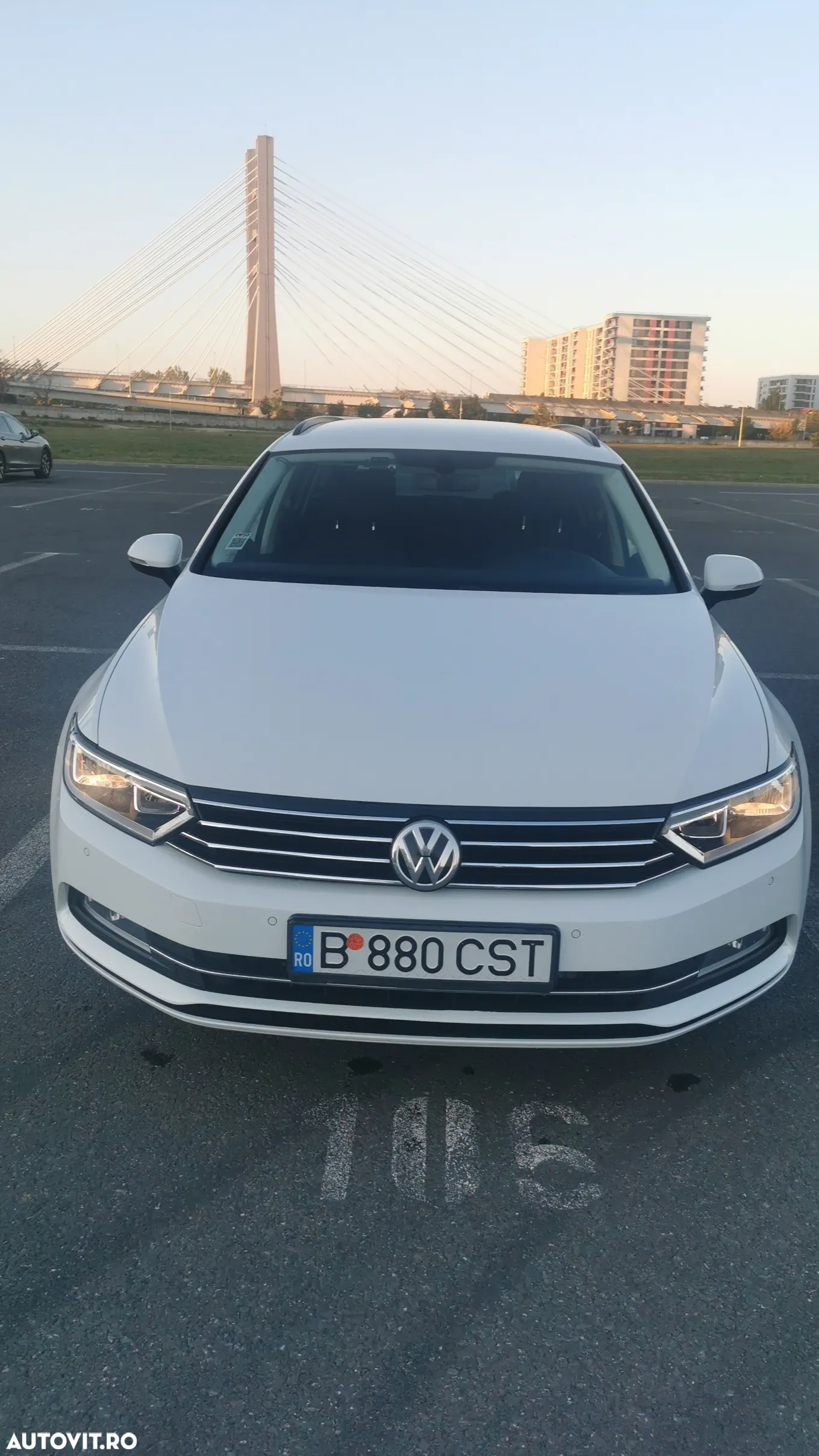 Volkswagen Passat Variant 2.0 TDI DSG (BlueMotion Technology) Trendline - 5