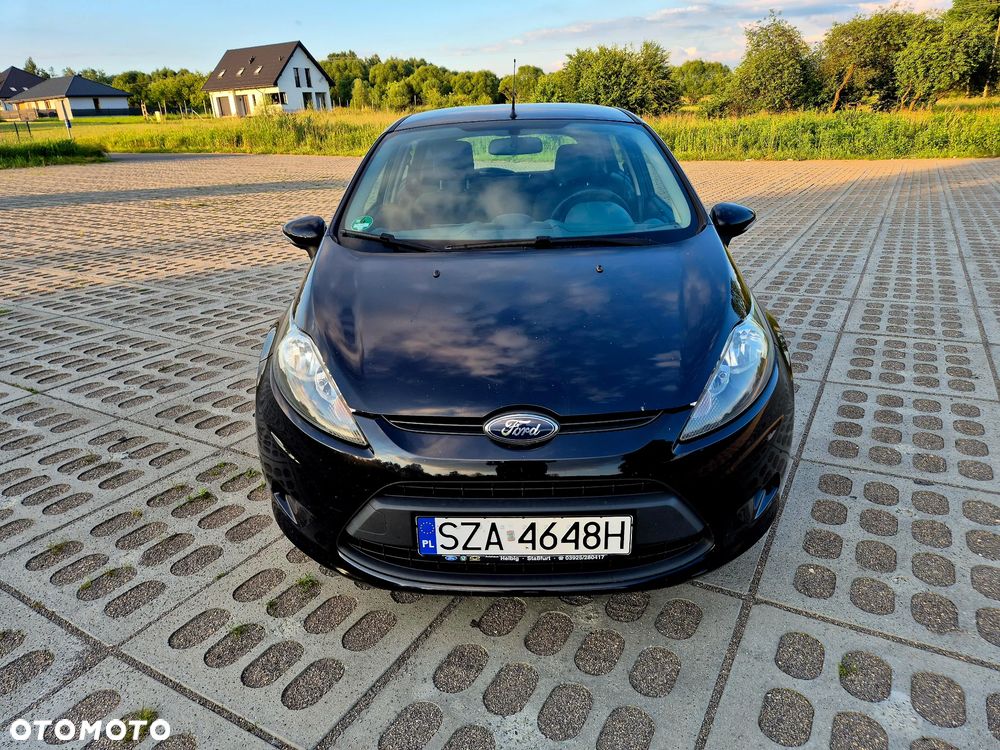 Ford Fiesta 1.25 Celebration - 11