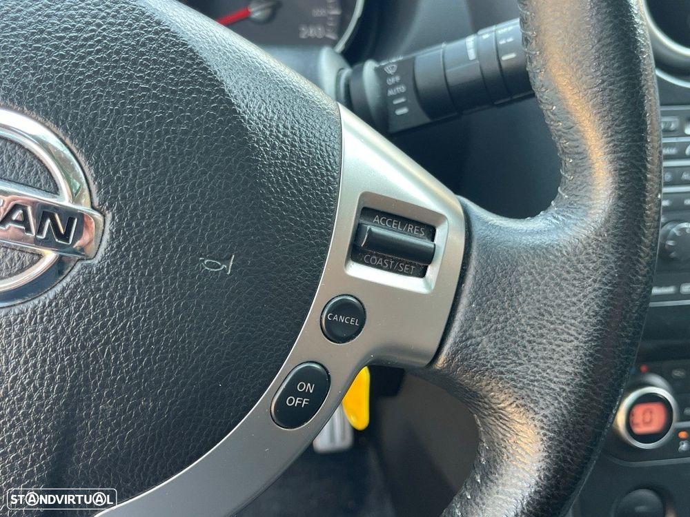 Nissan Qashqai 1.5 dCi Tekna Premium 17 - 28