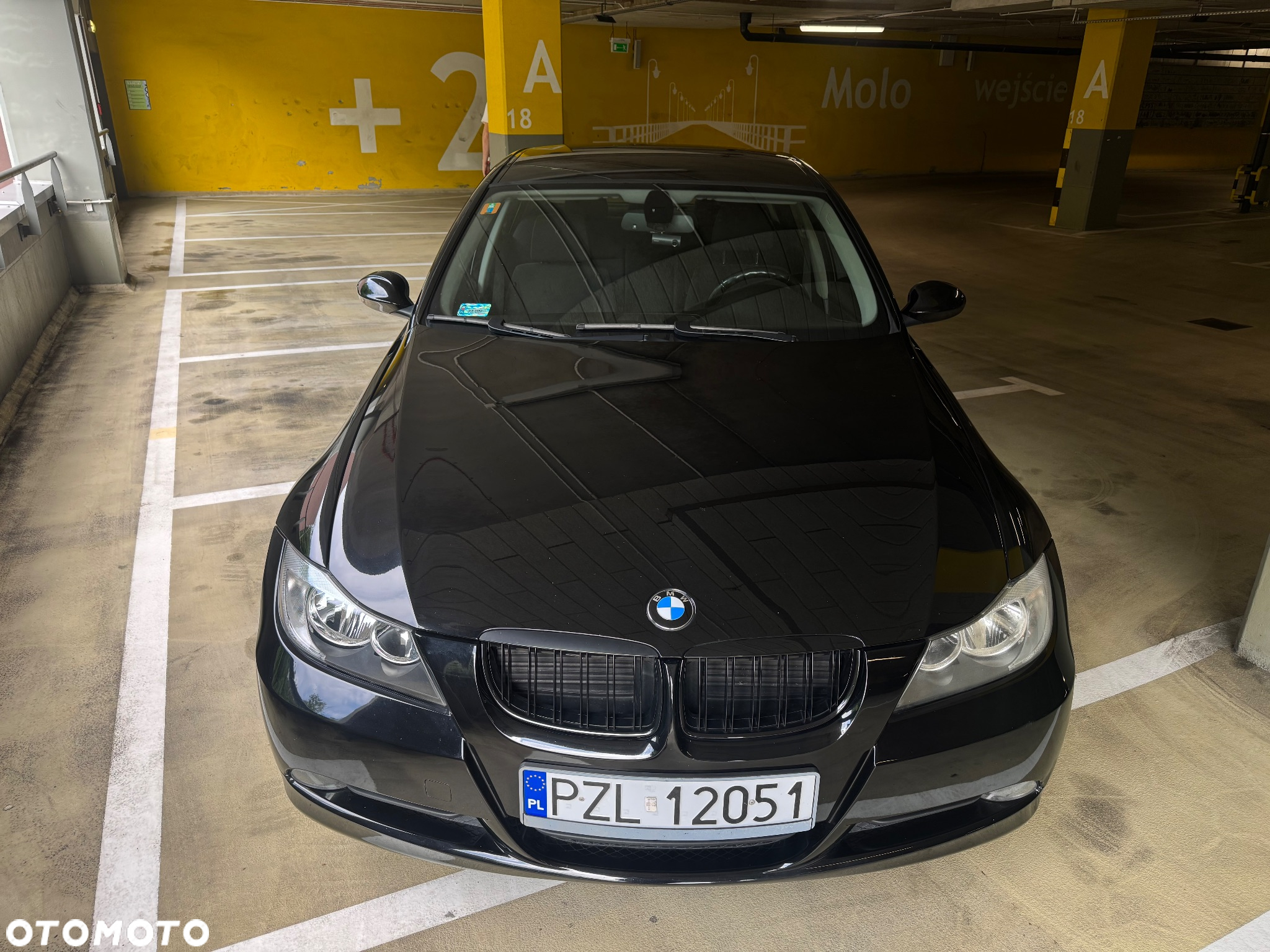 BMW Seria 3 318i - 4
