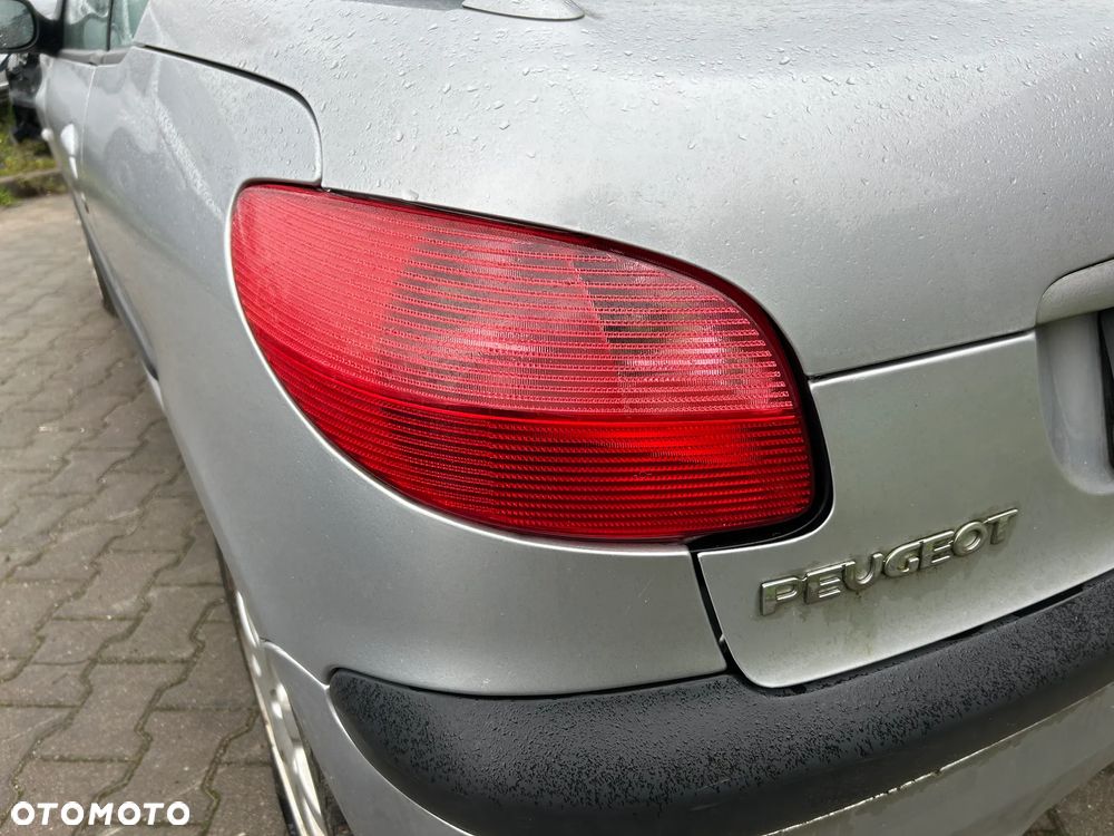 LAMPA TYLNA PRAWA LEWA PEUGEOT 206CC - 1