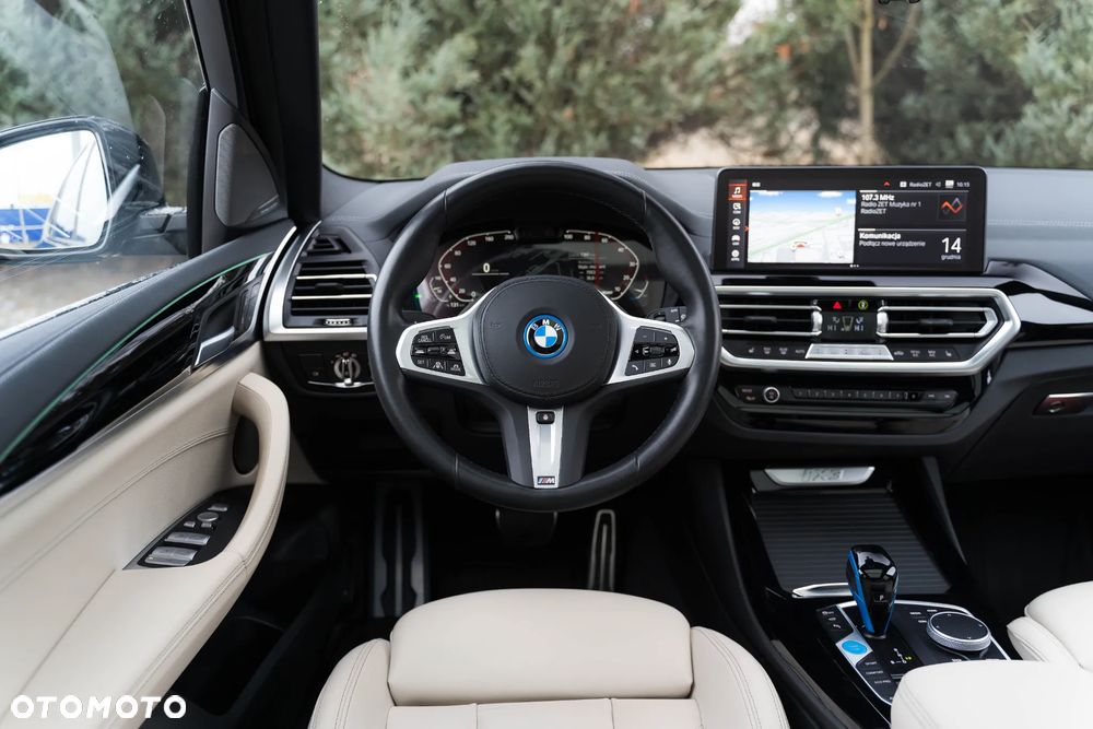 BMW iX3 80kWh Impressive - 24