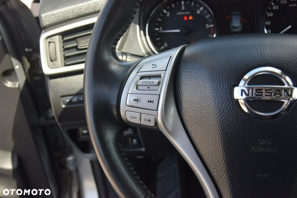 Nissan Qashqai 1.6 dCi 4x4 360 S&S - 36