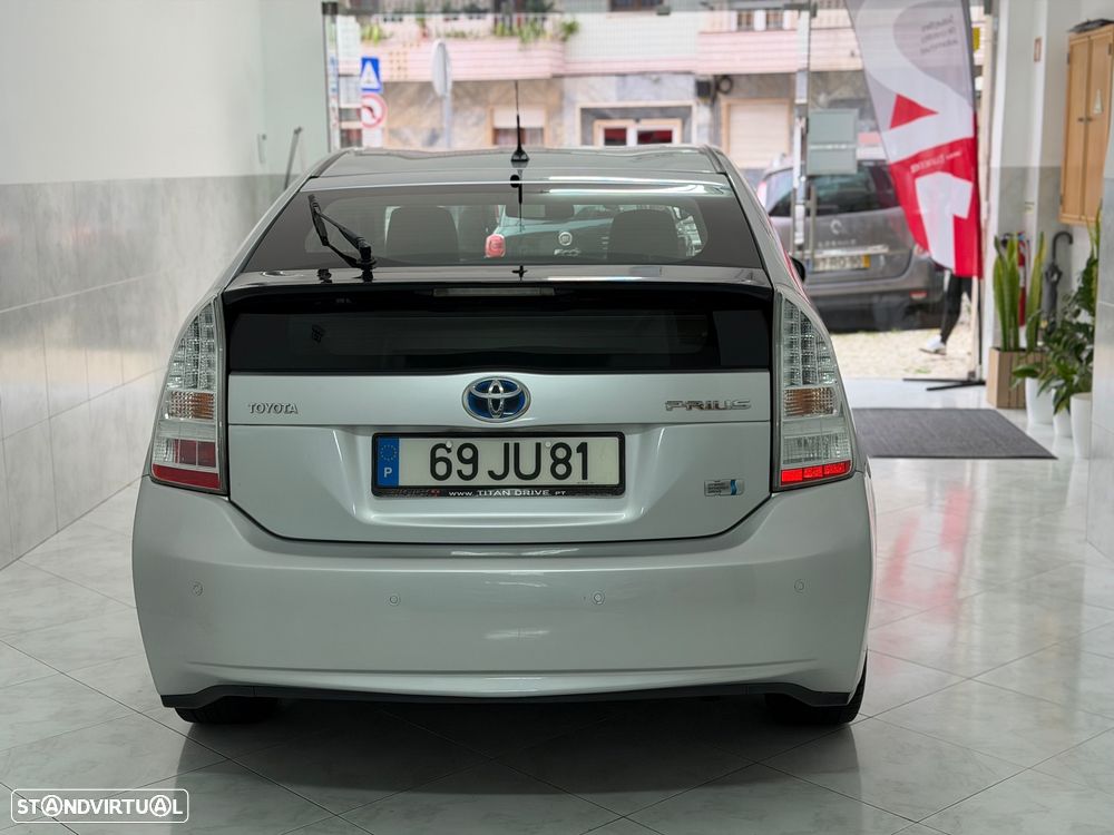Toyota Prius 1.8 Premium - 4
