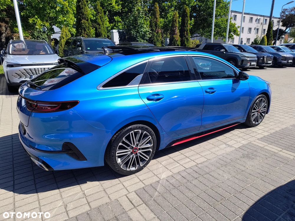 Kia ProCeed - 7