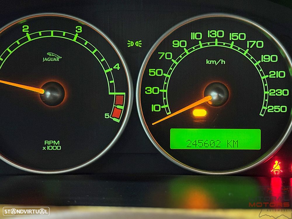 Jaguar X-Type 2.0 Executive - 25