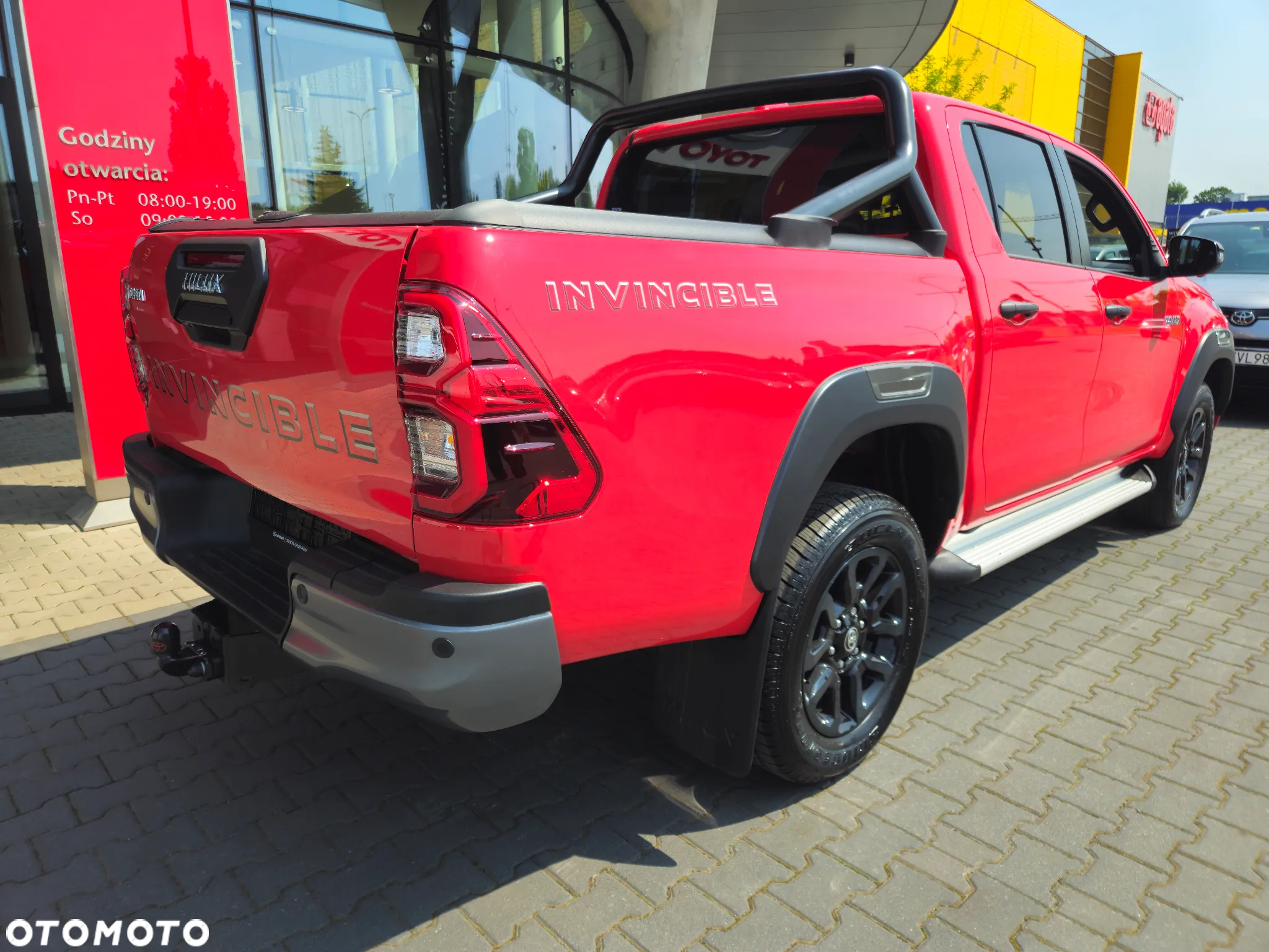 Toyota Hilux 2.8 D-4D Double Cab Invincible 4x4 - 5